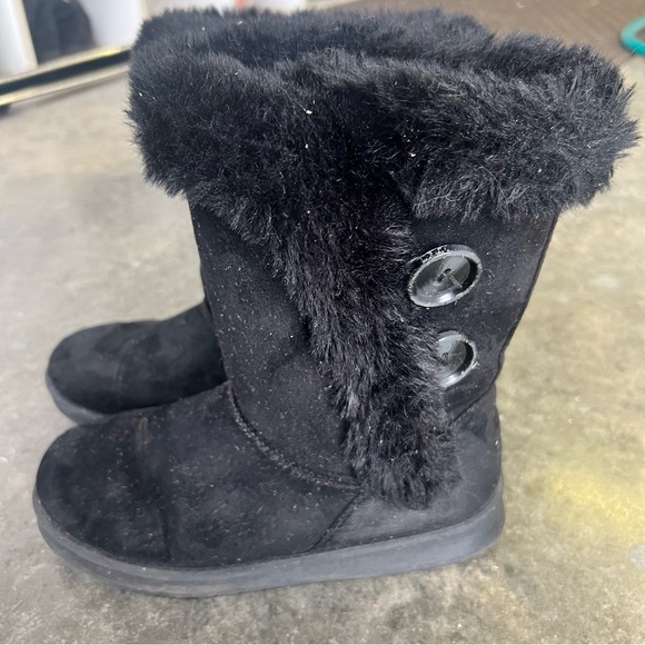 Kohls SO Women's Abigail Round Toe Mid Calf Winter Black Boots - Picture 8 of 10